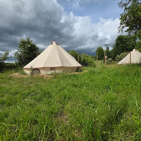 Acorn Pool Tented Camp Nidda