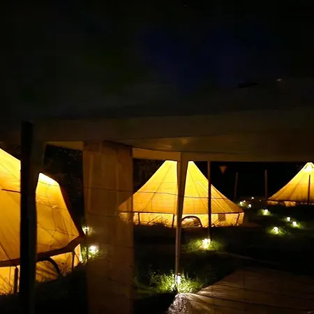 Vakantiehuis Acorn Pool Tented Camp *